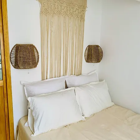 Apartment Apartment Garden 2 Bedroom 2 Bathroom *